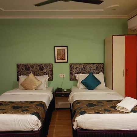Tara Guest House Varanasi Exteriör bild