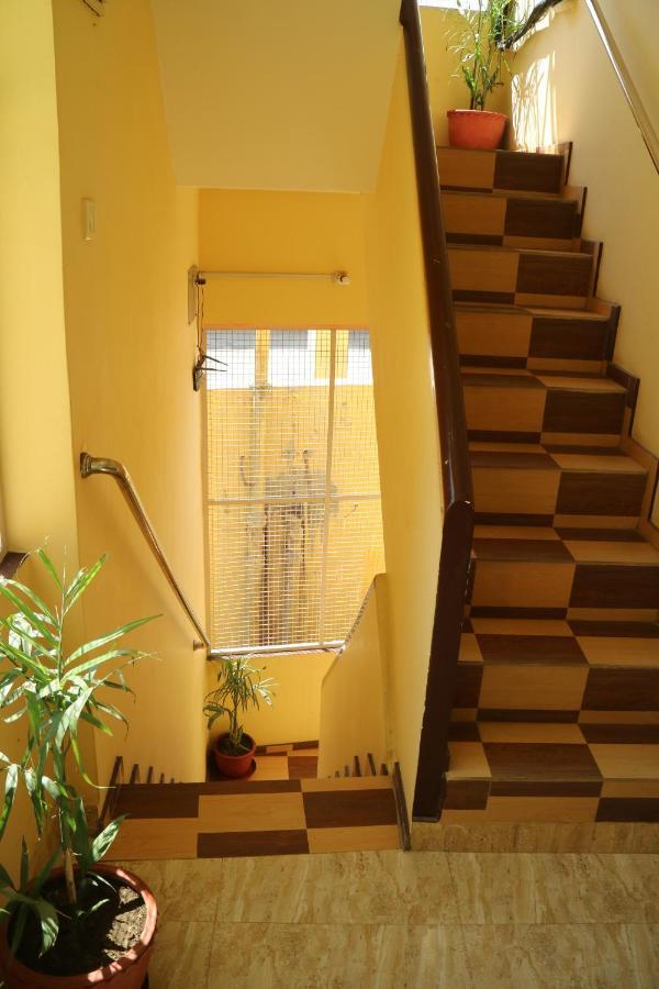 Tara Guest House Varanasi Exteriör bild