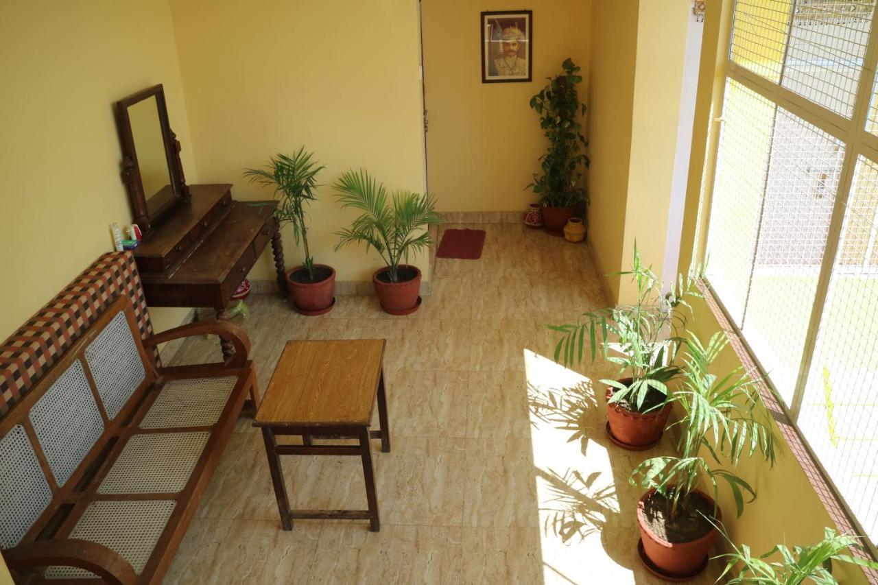 Tara Guest House Varanasi Exteriör bild