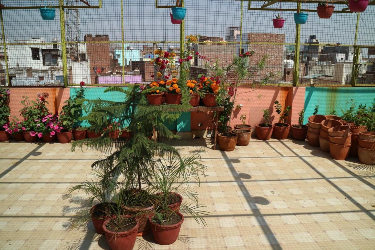 Tara Guest House Varanasi Exteriör bild